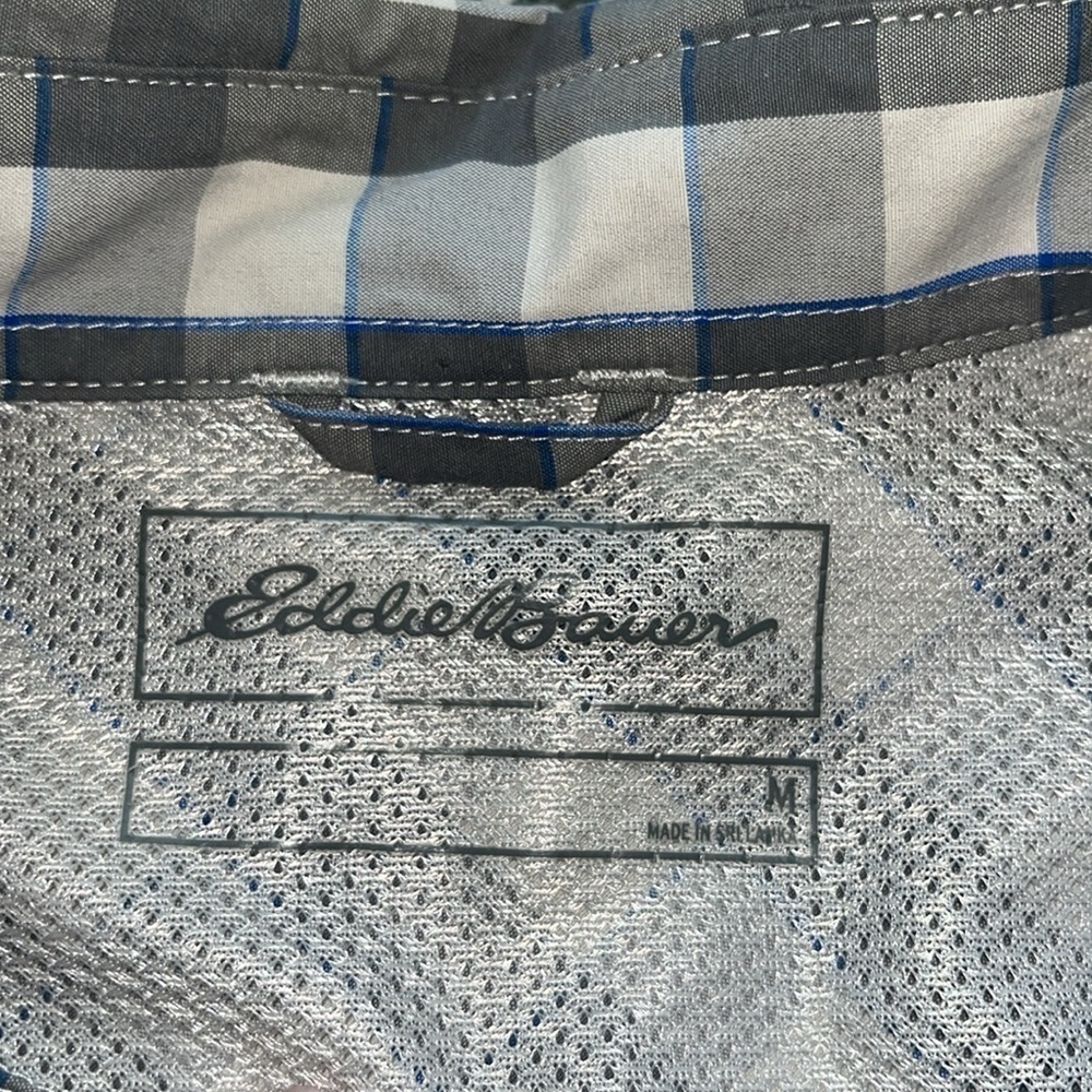 Eddie Bauer men’s checkered button down shirt size medium - Picture 4 of 8